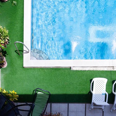 Hostal Antares Manta Eksteriør billede